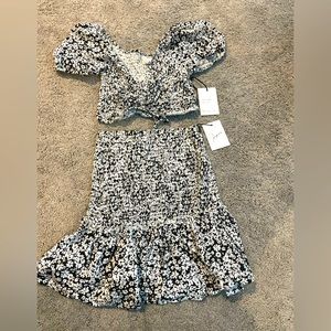 Japna two piece top skirt black white floral ruffles summer XS juniors beach